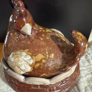 Vintage Art pottery. Ceramic chicken hen dish with lid.